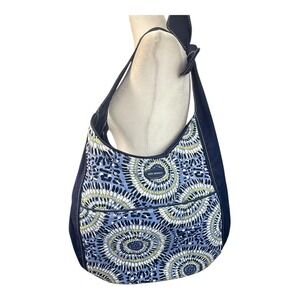 Vera Bradley Hobo Shoulder Bag Womens Blue Indigo Pop Knot Strap Quilted Canvas
